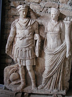 ancient roman clothing greek history rome greece sculpture fashion greeks toga gender nero agrippina men monarchy did wear togas romans